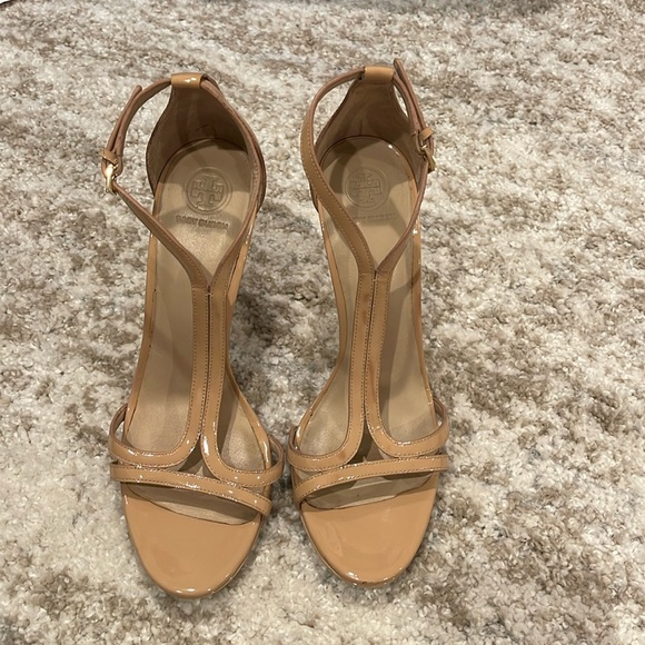 TORY BURCH
Patent Leather Sandals 9.5 - Picture 2 of 13